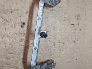 кронштейн (крепление) Mercedes-Benz C-Класс W204/S204/C204 [рестайлинг] W204.054 2011, 3.0 л., M 272.947, бензин, АКПП, черный, седан, задний привод, A2721596940
