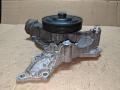 помпа Mercedes-Benz C-Класс W204/S204/C204 [рестайлинг] W204.054 2011, 3.0 л., M 272.947, бензин, АКПП, черный, седан, задний привод, 2722010601, A2722020510 - фото №4