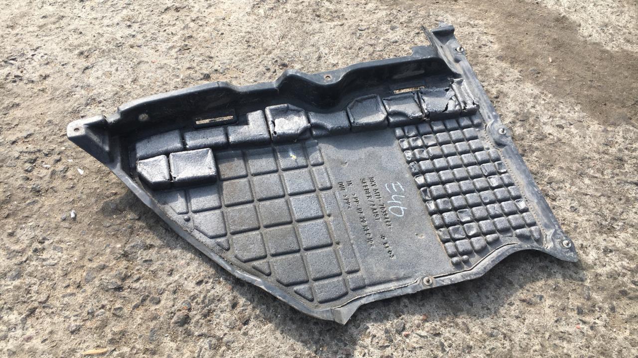 защита днища BMW 3 серия E46 2002, 2.0 л., N42 B20 A, бензин, АКПП, седан, 7039443 - фото №1