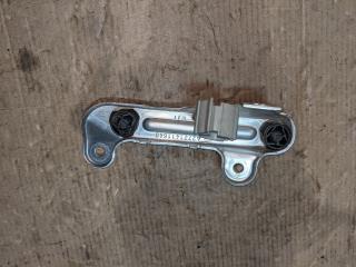 кронштейн блока управления Mercedes-Benz C-Класс W204/S204/C204 [рестайлинг] W204.054 2011, 3.0 л., M 272.947, бензин, АКПП, черный, седан, задний привод, A2721411640, A2721410487