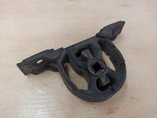 кронштейн глушителя BMW X5 E53 [рестайлинг] 2003, 4.6 л., бензин, 7503027