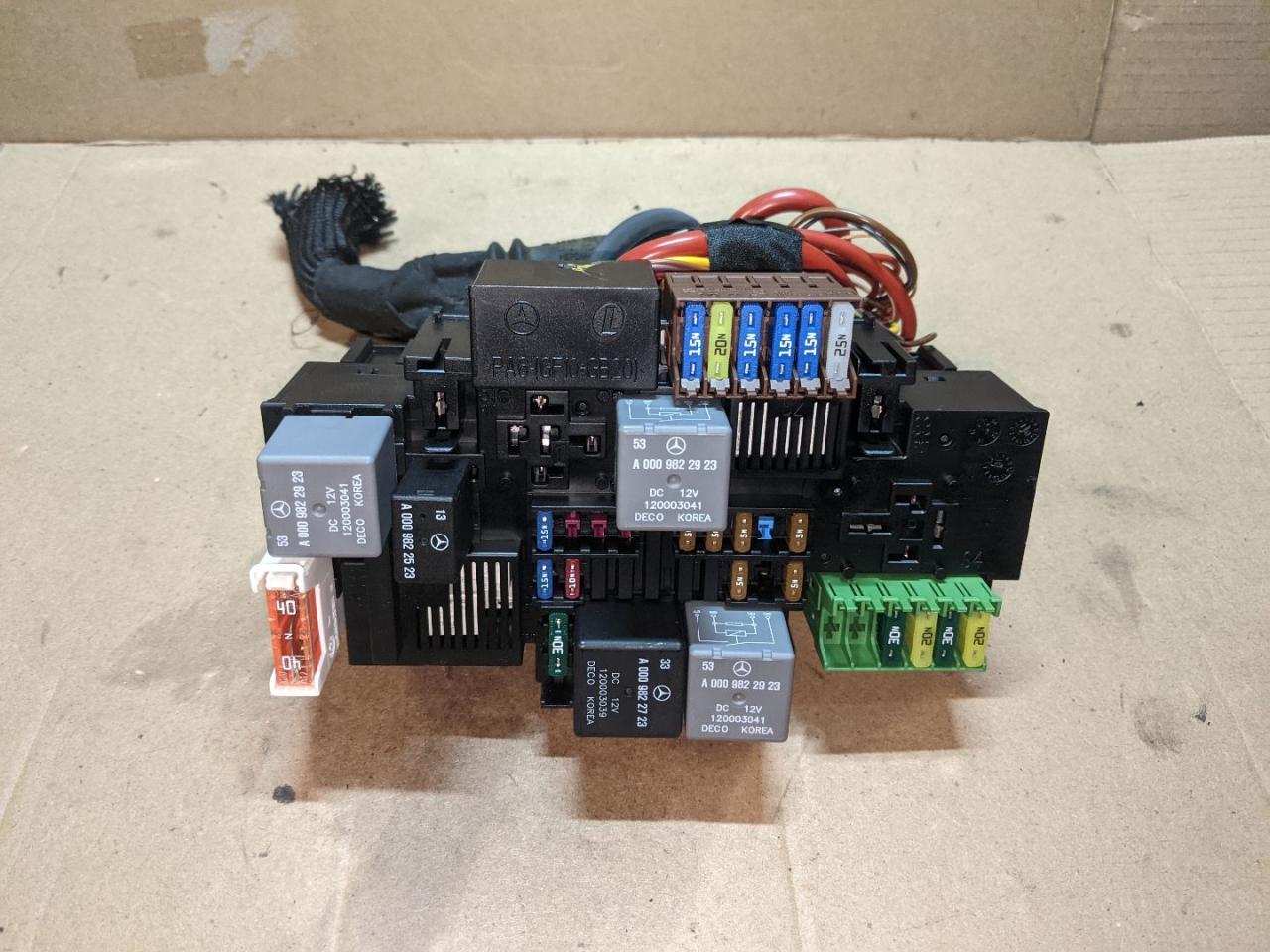 блок предохранителей Mercedes-Benz S-Класс W222/C217/A217 2015, АКПП, A2229063302 - фото №1