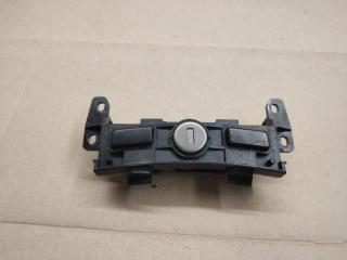 ручка бардачка BMW 7 серия E65/E66/E67 [рестайлинг] E66 2008, 4.8 л., N62 B48 B, бензин, АКПП, серебристый, 8142200