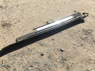 накладка на порог Mini Cooper 1 поколение 2001, 1.6 л., W10 B16 A, бензин, АКПП, красный, хетчбэк 5 дв., 1505862