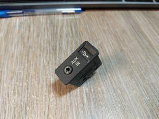 разъем AUX / USB BMW X5 E70 2009, 3.0 л., M57 D30 (306D3), дизель, АКПП, внедорожник 5 дв., 61319129652