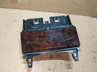 подстаканник Mercedes-Benz C-Класс W204/S204/C204 [рестайлинг] W204.054 2011, 3.0 л., M 272.947, бензин, АКПП, черный, седан, задний привод, A2046800179