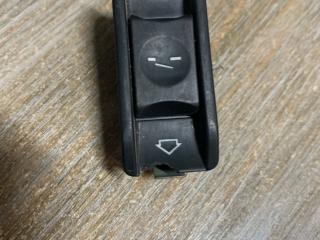 кнопка открывания люка BMW 5 серия E39 1998, 8352182, 61318352182