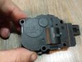 моторчик заслонки печки Mercedes-Benz M-Класс W164 2006, 3.0 л., OM 642.940, дизель, АКПП, внедорожник 5 дв., EFB336, 929888G - фото №2