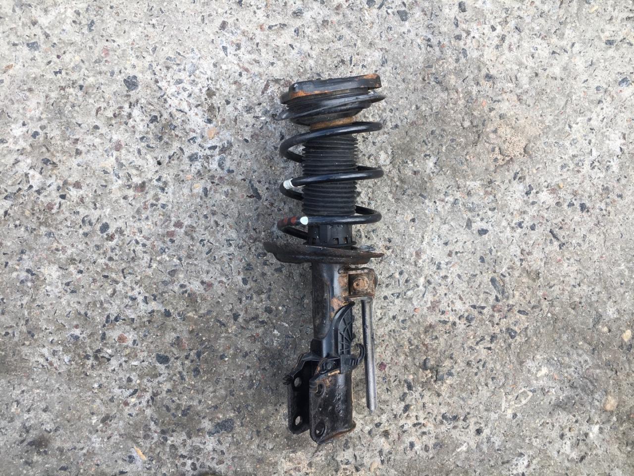 стойка передняя правая Mercedes-Benz C-Класс W204/S204 W204 2009, 3.0 л., M 272.948, бензин, A2043207938 - фото №1