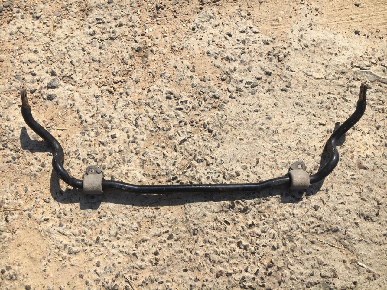 стабилизатор подвески передний Mercedes-Benz C-Класс W204/S204 W204 2009, 3.0 л., M 272.948, бензин - фото №1