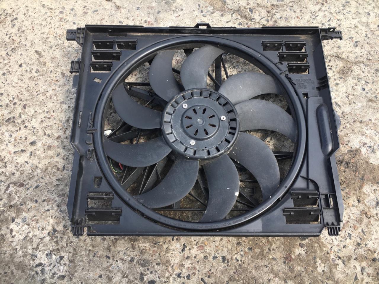 вентилятор радиатора BMW 5 серия F07/F10/F11 2009, 4.4 л., бензин, АКПП, седан, 7806017, 7575564 - фото №1
