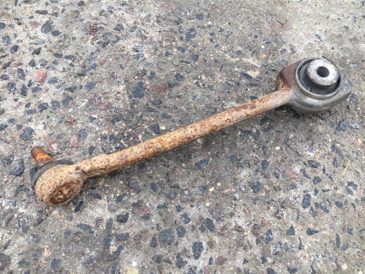 рычаг передний Mercedes-Benz C-Класс W204/S204 W204 2009, 3.0 л., M 272.948, бензин - фото №1