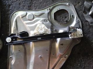 стеклоподъемник задний правый Mercedes-Benz C-Класс W204/S204 W204 2009, 3.0 л., M 272.948, бензин