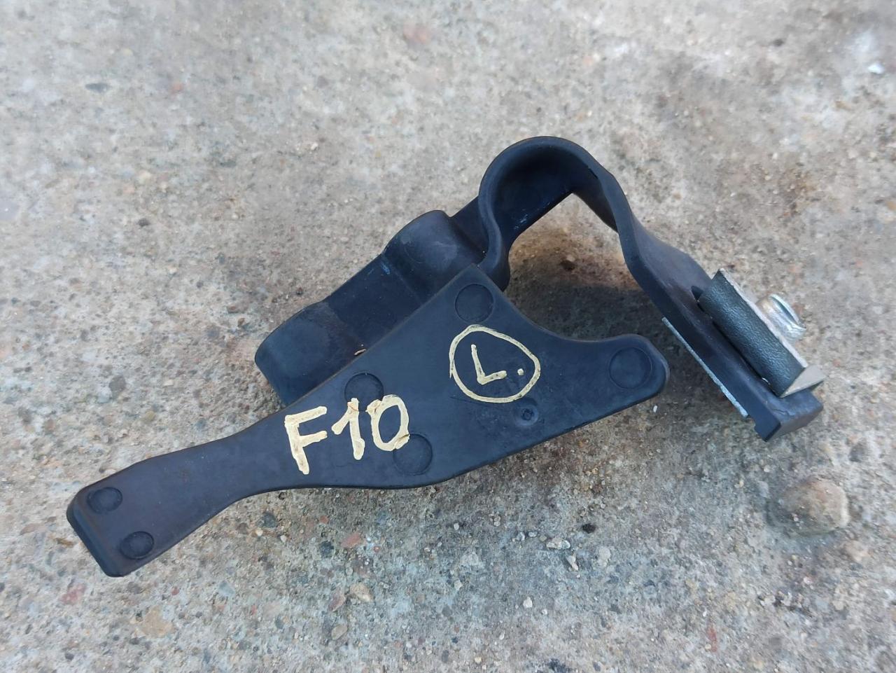 крепление фары левой BMW 5 серия F07/F10/F11 2011, 7233893 - фото №1