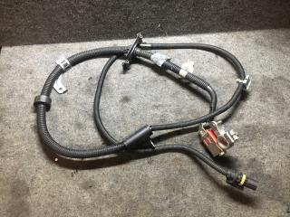 клемма аккумулятора плюс Mercedes-Benz C-Класс W204 [рестайлинг] (2011 - 2015), 2.1 л., OM 651.911, дизель, A2044402413