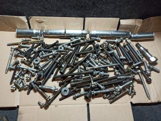 болт BMW 5 серия F07/F10/F11 2011, 3.0 л., N52 B30 AF, бензин