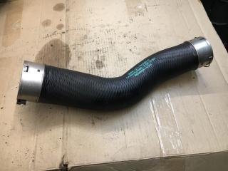патрубок интеркулера BMW 5 серия F07/F10/F11 [рестайлинг] 2013, 2.0 л., бензин, 7612095