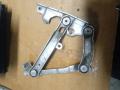 петля капота правая Mercedes-Benz SLK-Класс R171 2006, 3.5 л., M 272.963, бензин, АКПП, серебристый, кабриолет, 1718800228 - фото №2