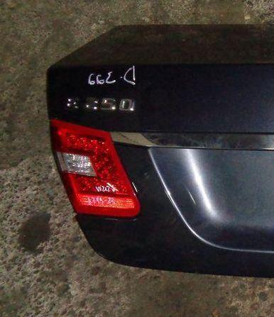 фонарь крышки багажника левый Mercedes-Benz E-Класс W212/S212/C207/A207 2012, 2.1 л., OM 651.924, дизель, АКПП, темно-серый, седан - фото №1