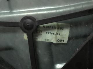 стеклоподъемник задний правый Mercedes-Benz E-Класс W212/S212/C207/A207 2011, 1.8 л., M 271.860, бензин, АКПП, черный, кабриолет, A207670603