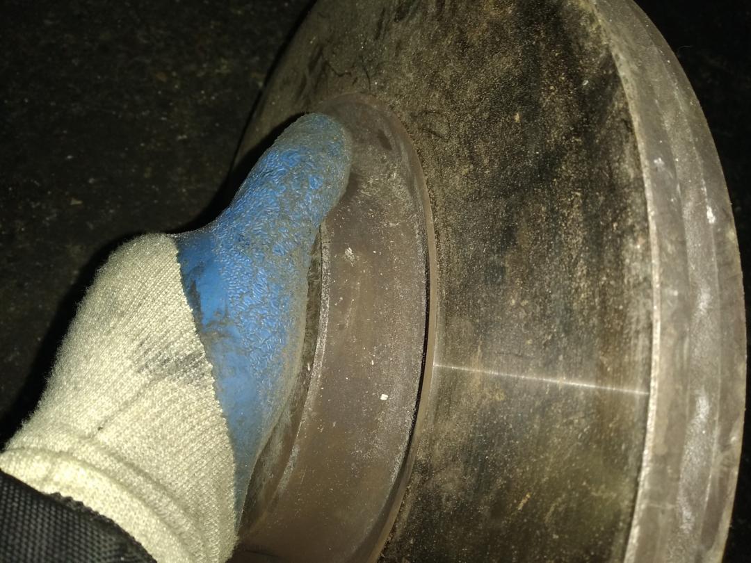 диск тормозной передний Mercedes-Benz GL-Класс X164 2007, 3.0 л., OM 642.940, дизель, АКПП, серебристый, внедорожник 5 дв. - фото №1