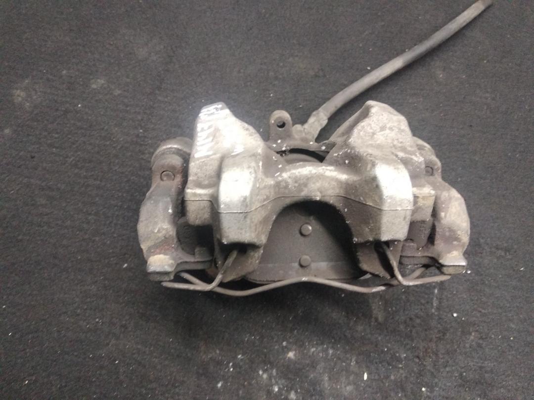 суппорт задний левый Mercedes-Benz E-Класс W212/S212/C207/A207 2011, 1.8 л., M 271.860, бензин, АКПП, черный, кабриолет - фото №1