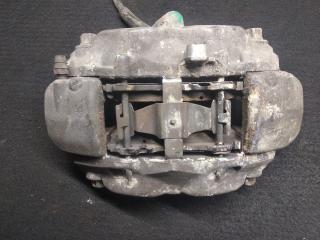 суппорт передний левый Mercedes-Benz CLS-Класс C219 2007, 3.0 л., OM 642.920, дизель, АКПП, купе