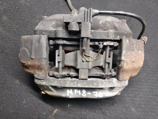 суппорт передний правый Mercedes-Benz CLS-Класс C219 2005, 3.0 л., OM 642.920, дизель, АКПП, черный, купе