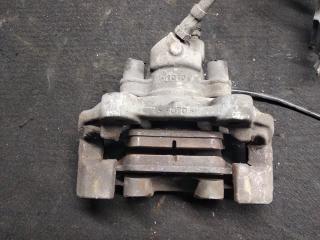 суппорт задний правый Mercedes-Benz M-Класс W164 [рестайлинг] 2010, 3.0 л., OM 642.820, дизель, АКПП, серебристый, внедорожник 5 дв., правый руль