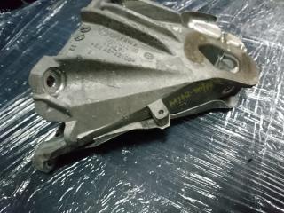 кронштейн двигателя BMW X5 E70 [рестайлинг] 2012, 3.0 л., N57 D30 A, дизель, АКПП, черный, внедорожник 5 дв., 6790026