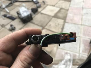 усилитель антенны Land Rover Range Rover 3 поколение [2-й рестайлинг] 2012, 4.4 л., 448DT, дизель, АКПП, внедорожник 5 дв., XH4218C847BB