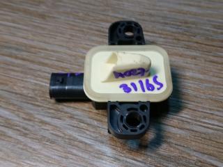 датчик удара Mercedes-Benz GL-Класс X166 2014, 3.0 л., OM 642.826, дизель, АКПП, белый, внедорожник 5 дв., A1668210351