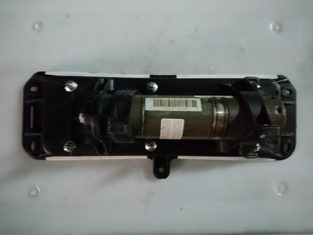 подушка безопасности пассажира Mercedes-Benz CLS-Класс C219 2007, 3.0 л., OM 642.920, дизель, АКПП, купе, A2198600502, 305284610001-AA - фото №1