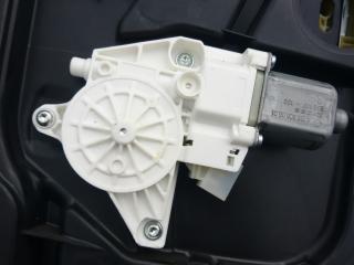 стеклоподъемник задний правый Mercedes-Benz GL-Класс X166 2013, 3.0 л., OM 642.826, дизель, АКПП, коричневый, внедорожник 5 дв.