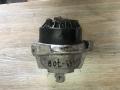 подушка крепления двигателя BMW 7 серия F01/F02 2009, 4.4 л., N63 B44 A, бензин, АКПП, седан, 6777374 - фото №3