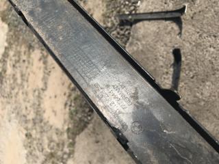 молдинг переднего бампера BMW 7 серия E65/E66/E67 2001, 3.0 л., M57 D30 (306D3), АКПП, седан, 8223266