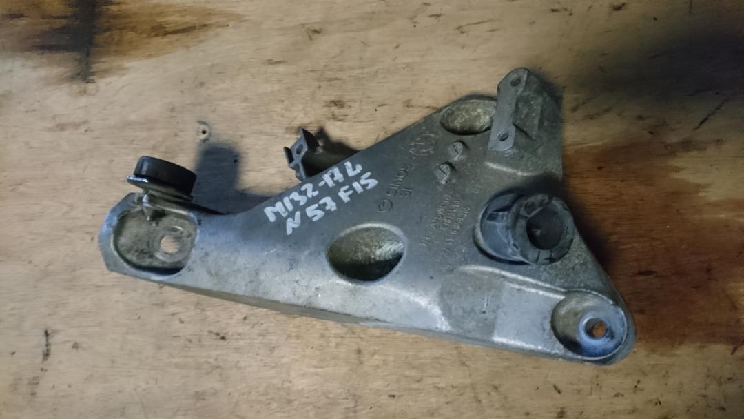 кронштейн двигателя BMW X5 F15 2014, 3.0 л., N57 D30 A, дизель, АКПП, внедорожник 5 дв., 22116859785 - фото №1