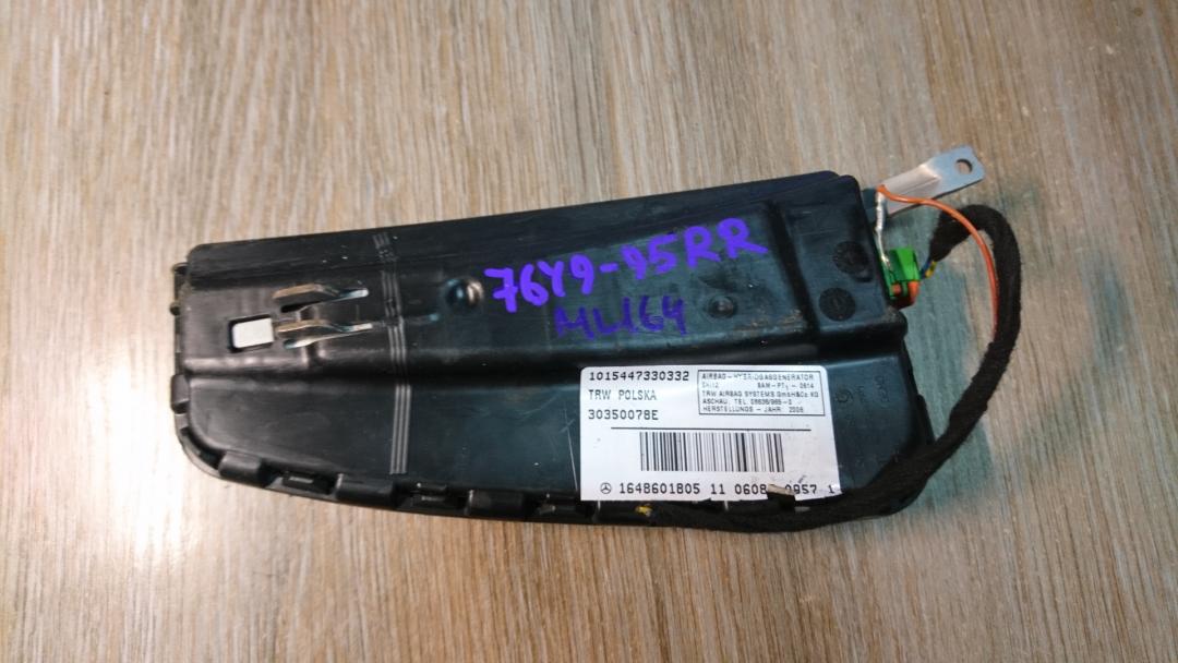 подушка безопасности сиденья Mercedes-Benz M-Класс W164 2006, 3.5 л., M 272.967, бензин, АКПП, внедорожник 5 дв., правый руль, A1648601805, 30350078E - фото №1