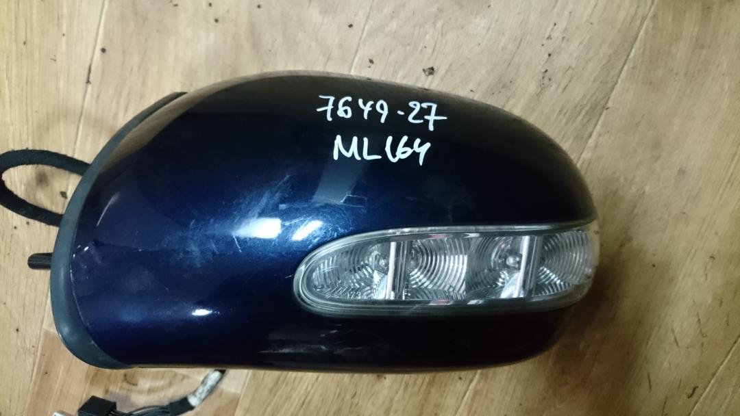 накладка на зеркало Mercedes-Benz M-Класс W164 2006, 3.5 л., M 272.967, бензин, АКПП, внедорожник 5 дв., правый руль - фото №1
