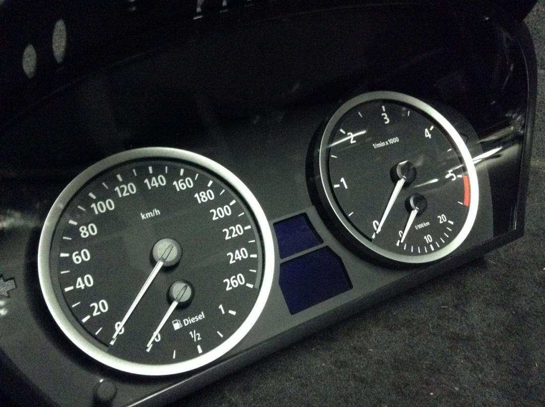 щиток приборов (приборная панель) BMW 5 серия E60/E61 2006, 3.0 л., M57 D30 (306D3), дизель, АКПП, универсал, 6952897 - фото №1