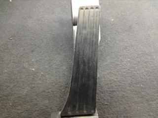 педаль BMW 5 серия E60/E61 2007, 3.0 л., M57 D30 (306D3), дизель, АКПП, седан, 6772645