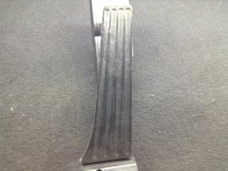 педаль BMW 5 серия E60/E61 2005, 3.0 л., M57 D30 (306D3), дизель, АКПП, седан, 6772645
