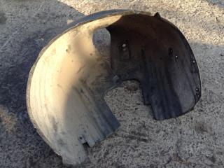 защита арок задняя правая (подкрылок) BMW 7 серия E65/E66/E67 2003, 4.4 л., АКПП, седан, 7136681