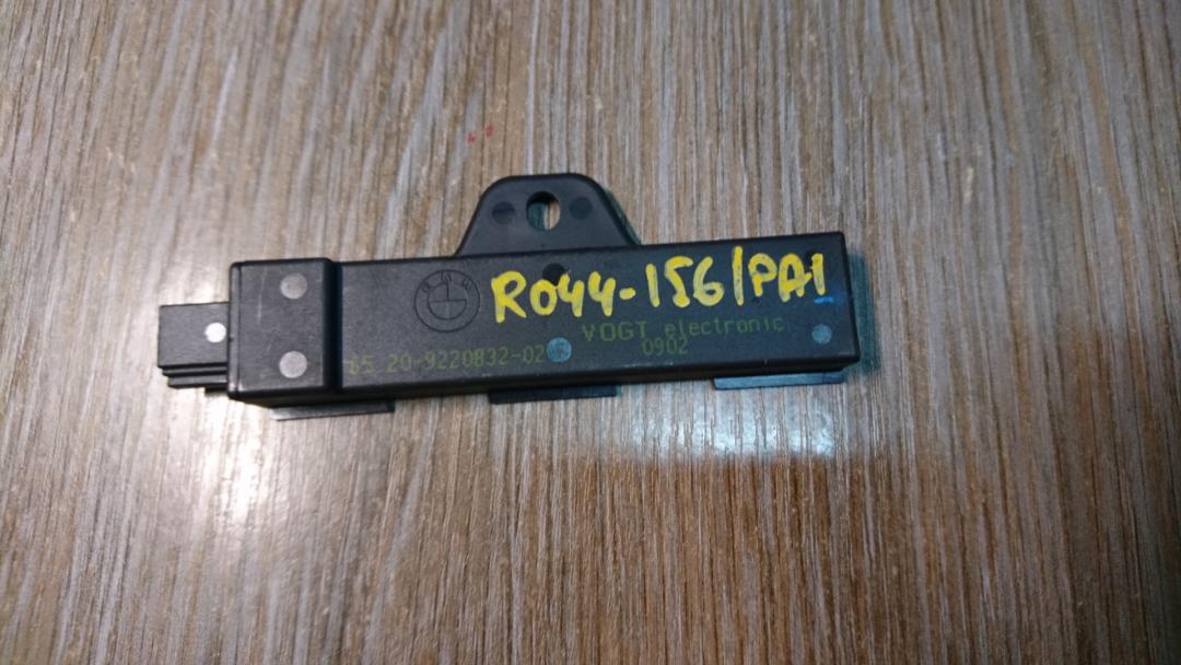 Антенна системы комфортного доступа BMW 7 серия F01/F02 2010, 4.4 л., N63 B44 A, бензин, АКПП, седан, 65209220832 - фото №1