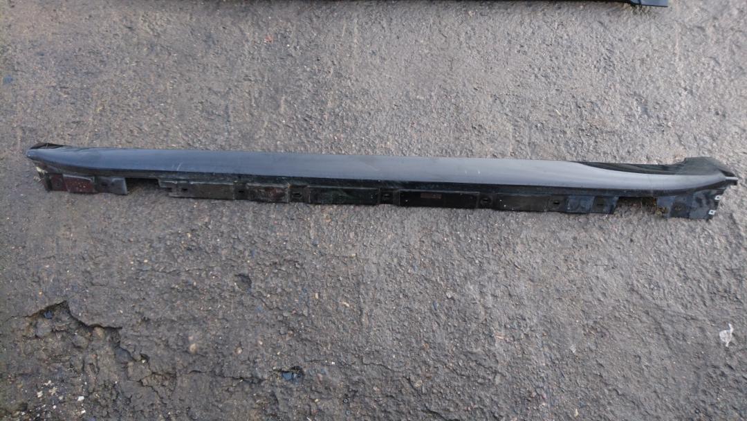 накладка на порог BMW 7 серия F01/F02 2010, 4.4 л., N63 B44 A, бензин, АКПП, седан, 7967937 - фото №1