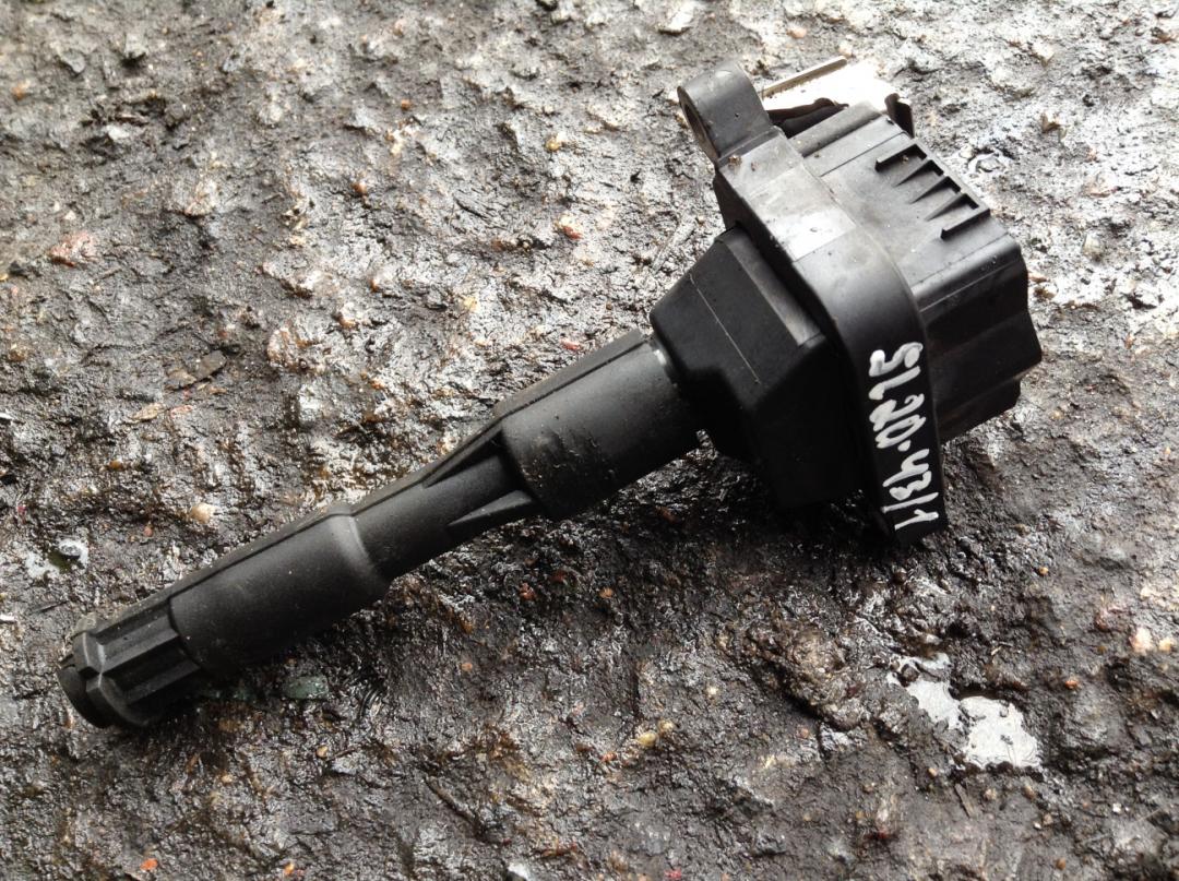 катушка зажигания BMW 5 серия E39 2000, 3.0 л., M54 B30 (306S3), бензин, АКПП, седан, 1703227 - фото №1