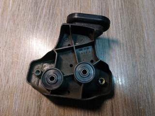 Крепление бампера переднего Mercedes-Benz M-Класс W164 2006, 3.5 л., M 272.967, бензин, АКПП, внедорожник 5 дв., правый руль, A1648800130