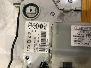 фонарь салона (плафон) Mercedes-Benz C-Класс W204 [рестайлинг] 2013, 2.1 л., OM 651.913, дизель, АКПП, седан, 28312885, A2049063002