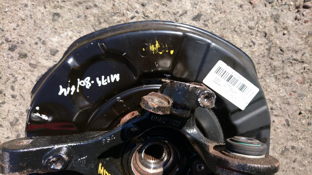 защитный кожух тормозного механизма BMW 3 серия F30/F31/F34 2013, 2.0 л., N47 D20 C, дизель, АКПП, хетчбэк 5 дв., правый руль - фото №1