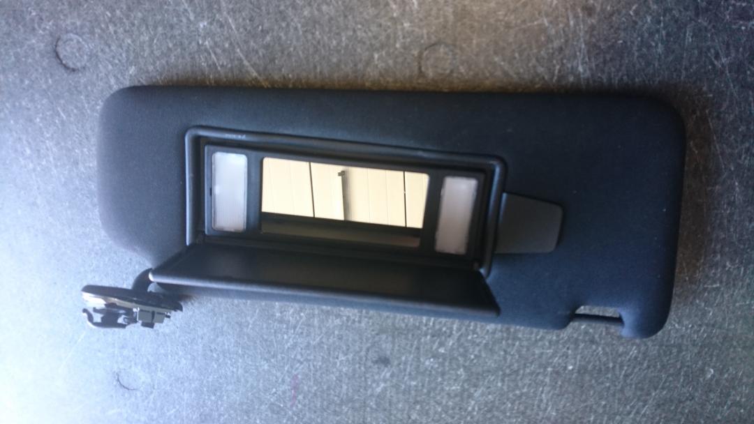 козырек солнцезащитный Land Rover Range Rover Evoque L538 2013, 2.2 л., 224DT, дизель, АКПП, внедорожник 5 дв. - фото №1